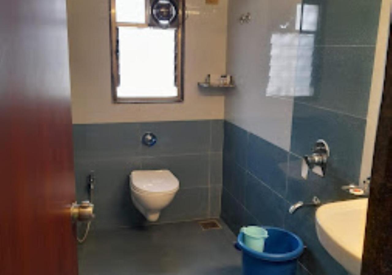 Hotel Rajwada Kapurhol Kapurwahal Bagian luar foto