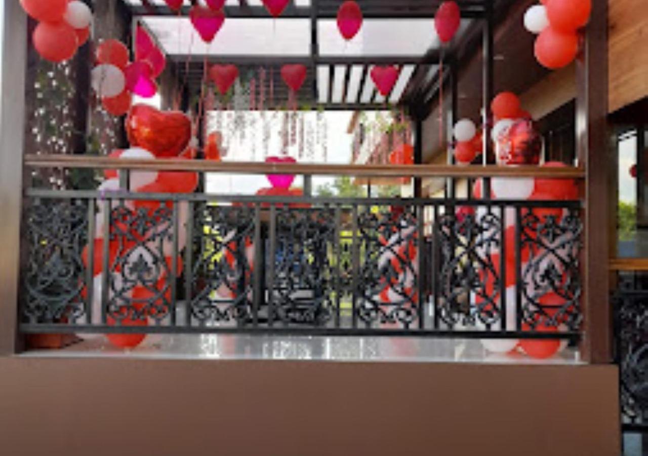 Hotel Rajwada Kapurhol Kapurwahal Bagian luar foto